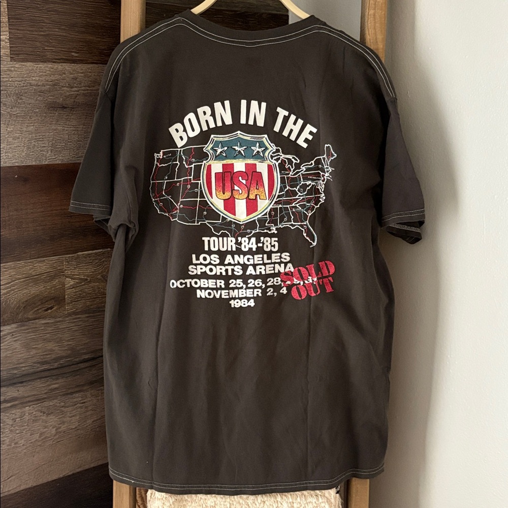 Bruce Springsteen and The E Street Band Tee - Picture 2 of 3